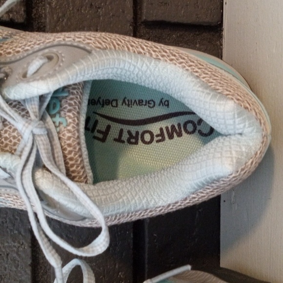 Women's Blue Gray Mighty Walk Gravity Defyer Comfort Fit Athletic Shoes - Picture 5 of 10